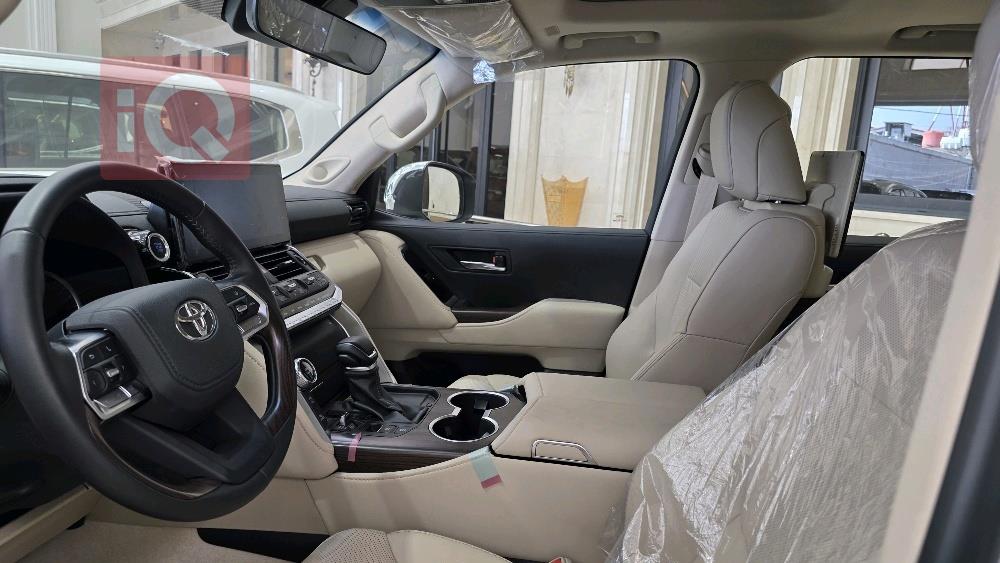 تويوتا لاندكروزر